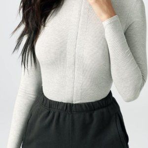 Joah Brown, NWOT Invisible Zip Long Sleeve, SZ XS, Pearl Grey